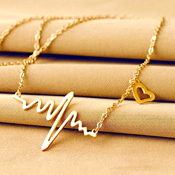 ⚜️[𝟯/$𝟭𝟴]⚜️EKG Gold Simple Heartbeat Choker NEW - Picture 2 of 8